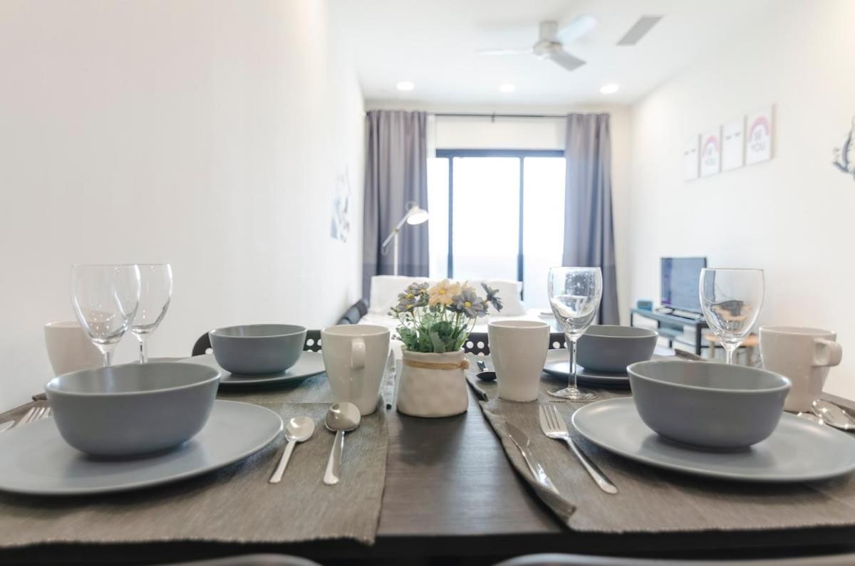 Totoro Theme Suite In Suasana Jb Johor Bahru Esterno foto